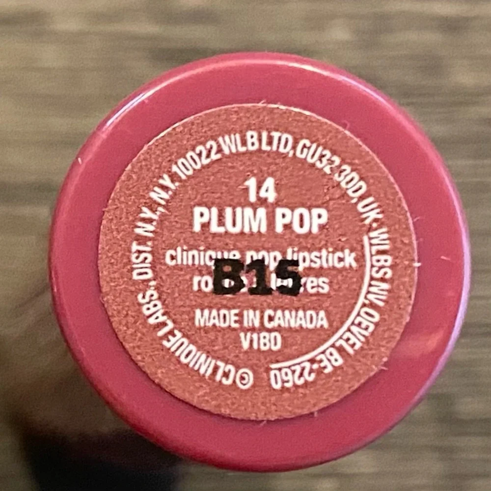 Clinique Pop Longwear Lipstick in Plum Pop 14 - Picture 5 of 5